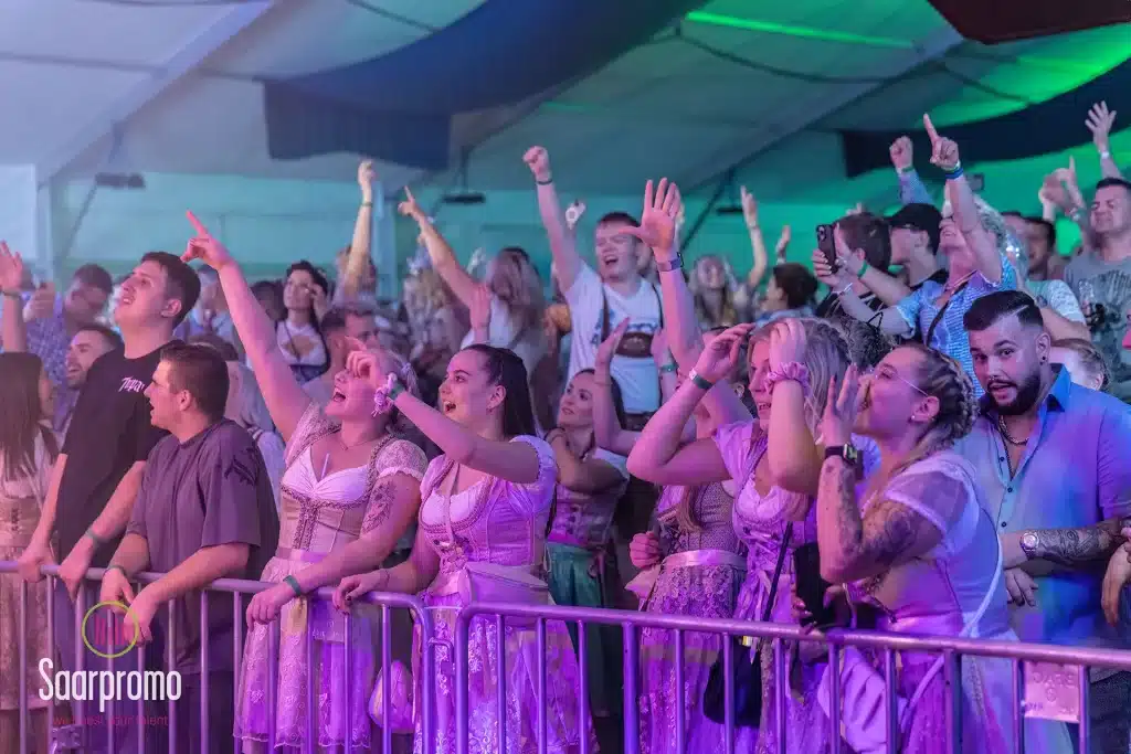 Publikum-Oktoberfest Bous-Saarland-Malleparty